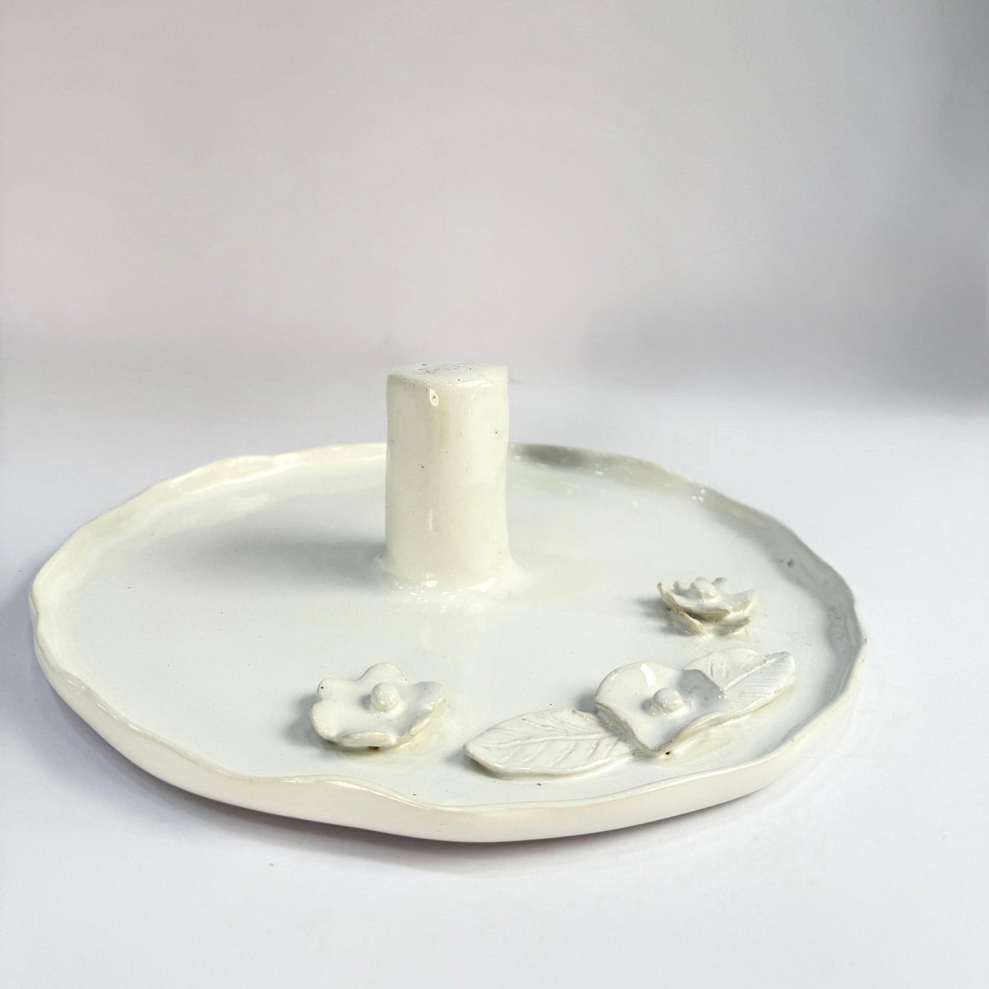 Ceramic Small cookie plate with flowers